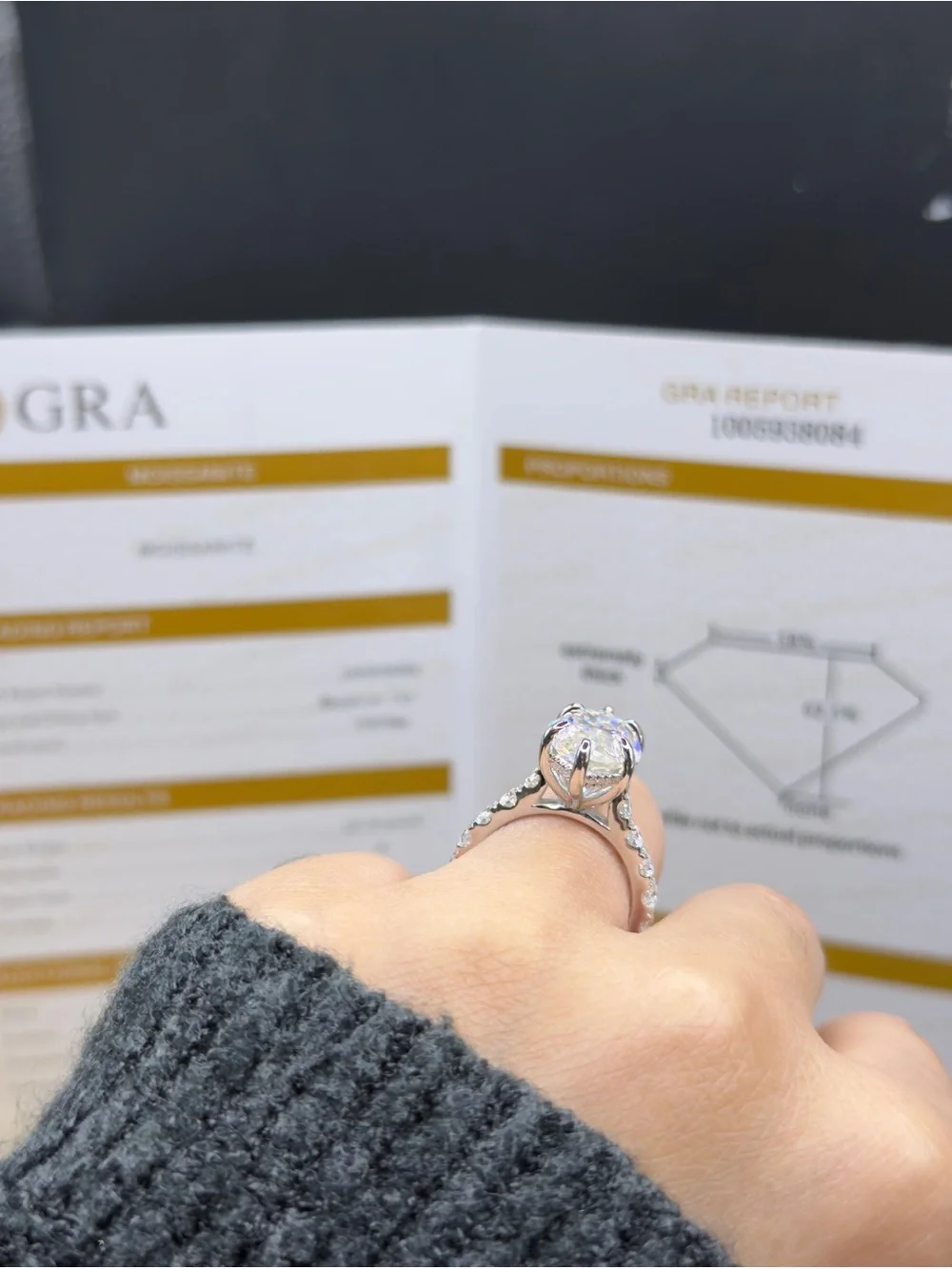 10ct marquise cut big vvs1 Moissanite engagement ring sz 7